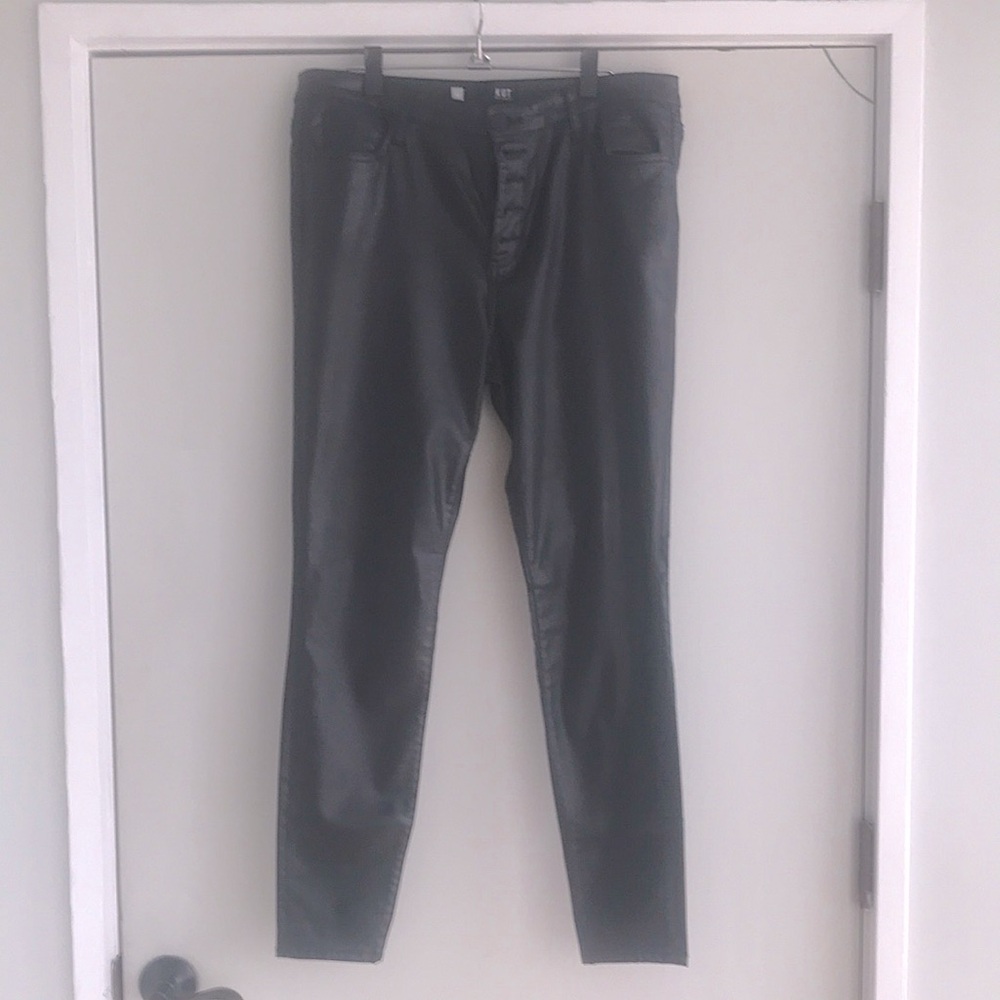 Kut from the Kloth Black Faux Leather Skinny Pants